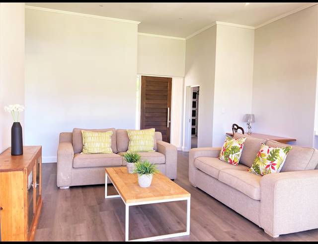3 BEDROOM TOWNHOUSE FOR SALE IN ST JOHNS VILLAGE